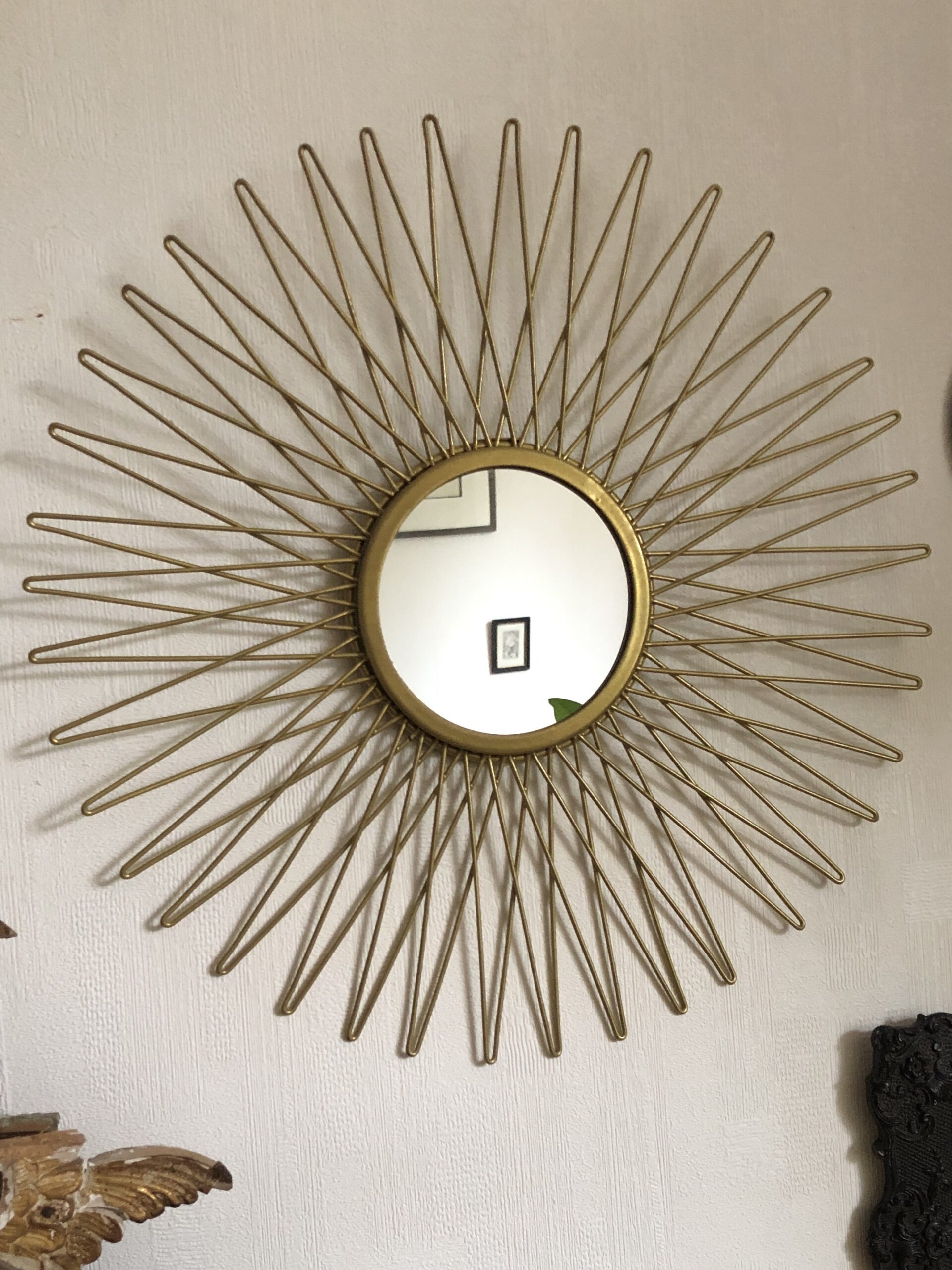 MIROIR SOLEIL EN MÉTAL DORÉ ANNÉE 70