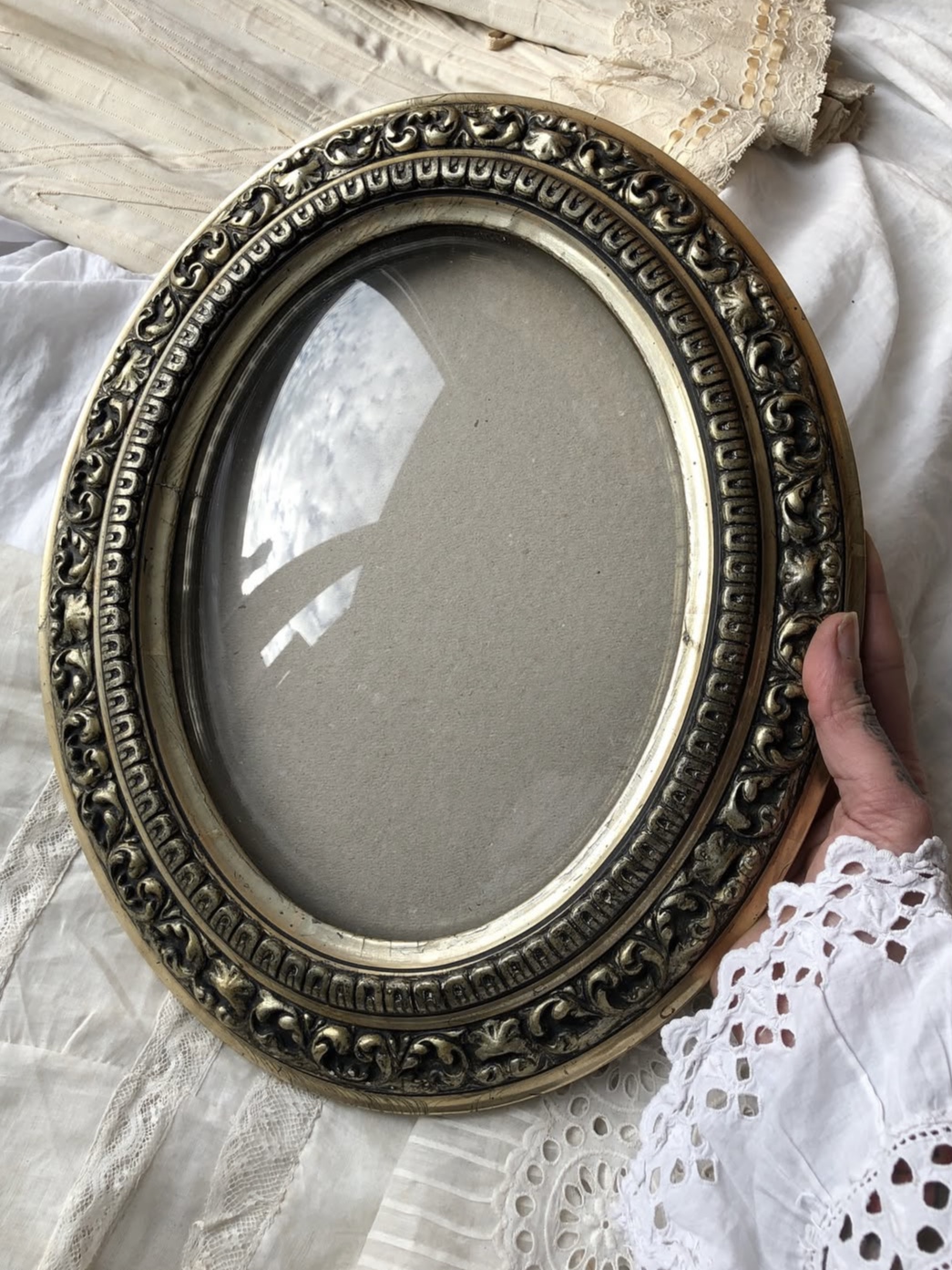 CADRE OVALE VERRE BOMBÉ