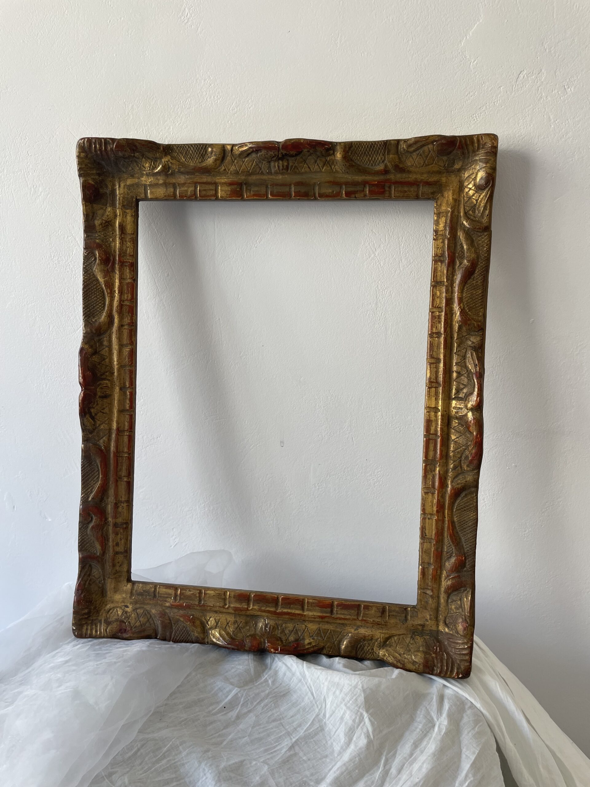 CADRE BOIS SCULPTÉ STYLE LOUIS XIV