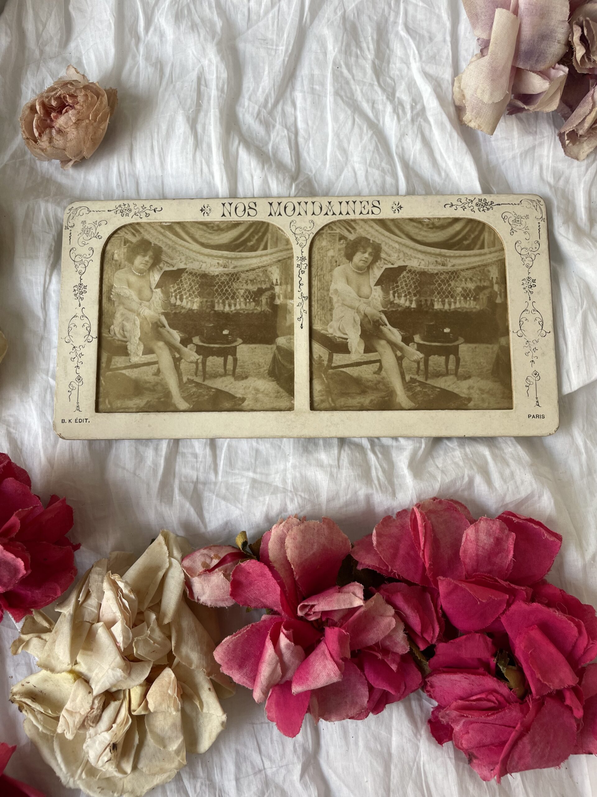 PHOTOGRAPHIE ÉROTIQUE 1900 NOS MONDAINES
