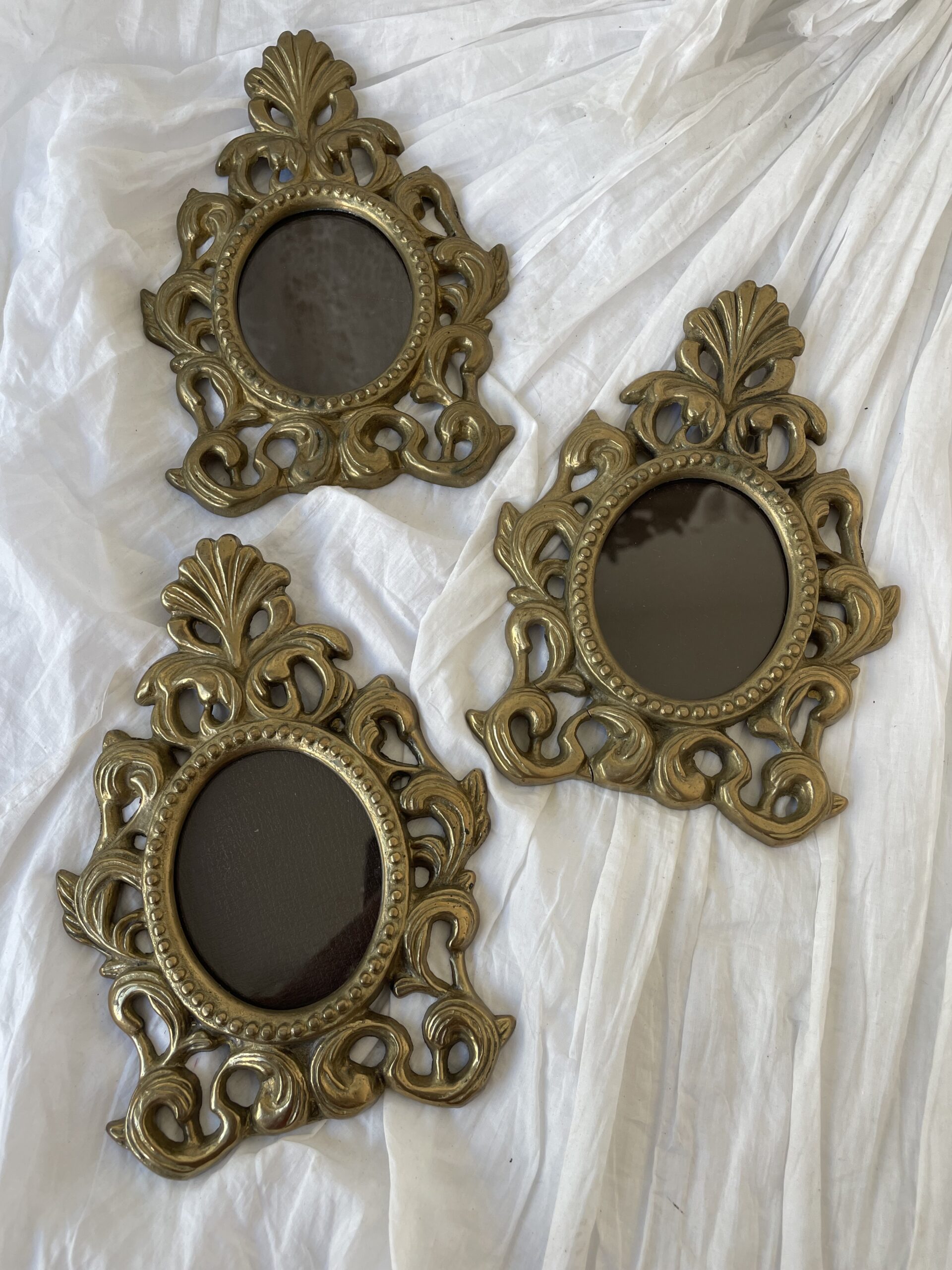 TROIS CADRES EN BRONZE ROCAILLE ITALIE